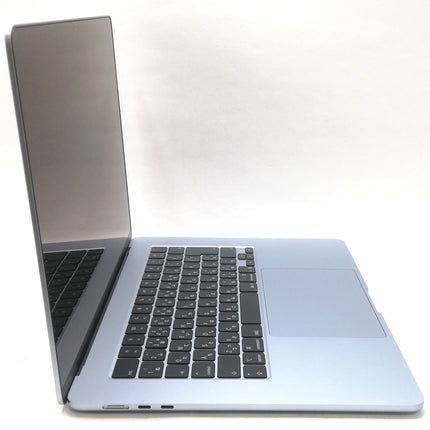 MacBook Air M4 / 15インチ / 2025 / 16GB / 256GB / スカイブルー / ランク:A / MC7A4J/A / A3241 【中古品管理番号:42356】