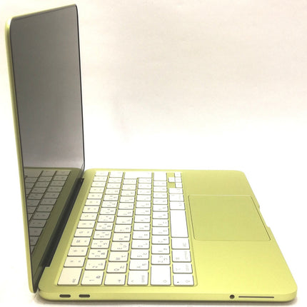 MacBook Neo A18 Pro / 13インチ / 2026 / 8GB / 256GB / シトラス / ランク:A / MHFD4J/A / A3404 【中古品管理番号:42361】
