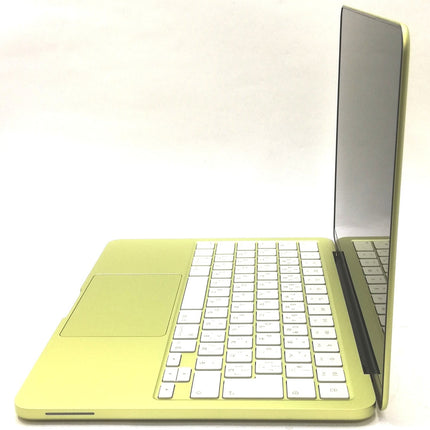 MacBook Neo A18 Pro / 13インチ / 2026 / 8GB / 256GB / シトラス / ランク:A / MHFD4J/A / A3404 【中古品管理番号:42361】