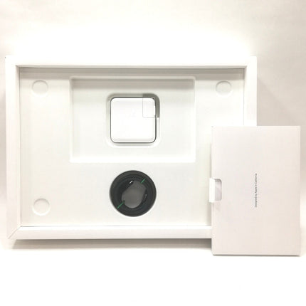 MacBook Pro M5 / 14インチ / 2025 / 16GB / 512GB / スペースブラック / ランク:A / MDE04J/A / 【中古品管理番号:42364】