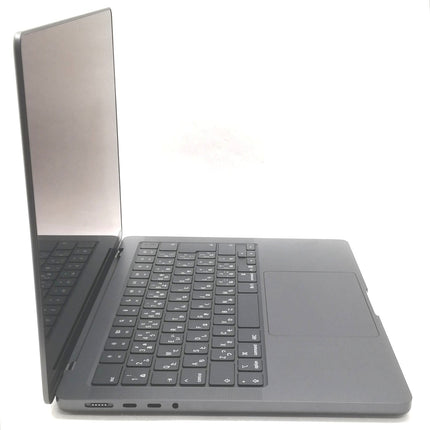 MacBook Pro M5 / 14インチ / 2025 / 16GB / 512GB / スペースブラック / ランク:A / MDE04J/A / 【中古品管理番号:42364】