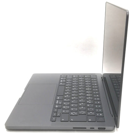 MacBook Pro M5 / 14インチ / 2025 / 16GB / 512GB / スペースブラック / ランク:A / MDE04J/A / 【中古品管理番号:42364】