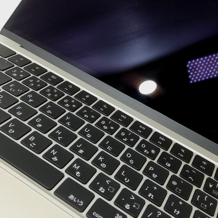 MacBook Air M4 / 13インチ / 2025 / 24GB / 512GB / スターライト / ランク:B / MC6A4J/A / A3240 【中古品管理番号:42367】