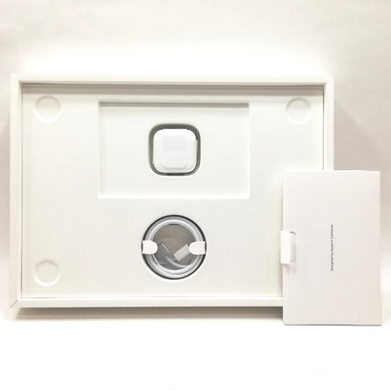 MacBook Air M5 / 13インチ / 2026 / 16GB / 512GB / シルバー / ランク:B / MDH74J/A / A3449 【中古品管理番号:42382】