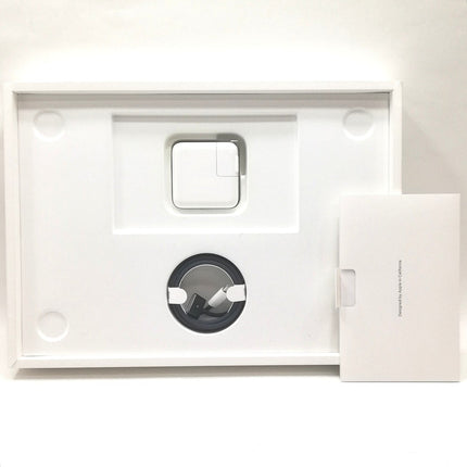 MacBook Air M4 / 13インチ / 2025 / 16GB / 256GB / ミッドナイト / ランク:A / MW123J/A / A3240 【中古品管理番号:42397】