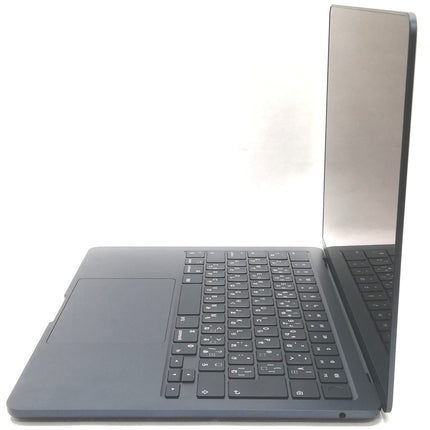 MacBook Air M2 / 13インチ / 2022 / 16GB / 256GB / ミッドナイト / ランク:B / MLY33J/A / A2681 【中古品管理番号:42401】