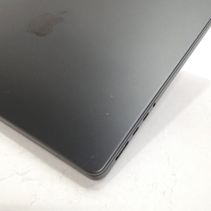 MacBook Pro M4 Pro / 14インチ / 2024 / 48GB / 512GB / スペースブラック / ランク:B / MX2H3J/A / 【中古品管理番号:42404】