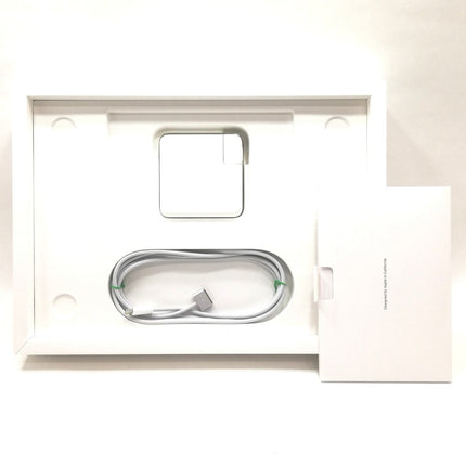 MacBook Pro M1 Pro / 14インチ / 2021 / 16GB / 1TB / シルバー / ランク:B / MKGT3J/A / 【中古品管理番号:42411】