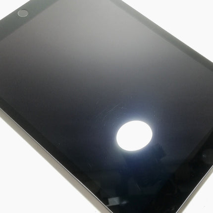 iPad 第9世代 Wi-Fi / 10.2インチ / 2021 / 64GB / スペースグレイ / ランク:D / MK2K3J/A / A2602 【中古品管理番号:42428】