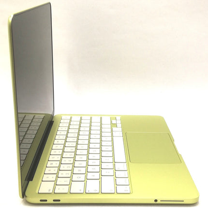 MacBook Neo A18 Pro / 13インチ / 2026 / 8GB / 256GB / シトラス / ランク:C / MHFD4J/A / A3404 【中古品管理番号:42437】