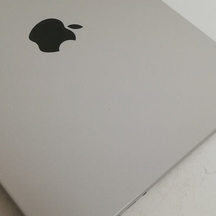 MacBook Pro M2 Max / 14インチ / 2023 / 64GB / 2TB / シルバー / ランク:C / MPHJ3J/A / 【中古品管理番号:42466】