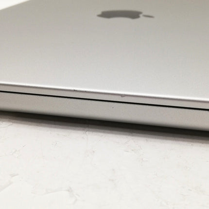MacBook Pro M2 Max / 14インチ / 2023 / 64GB / 2TB / シルバー / ランク:C / MPHJ3J/A / 【中古品管理番号:42466】