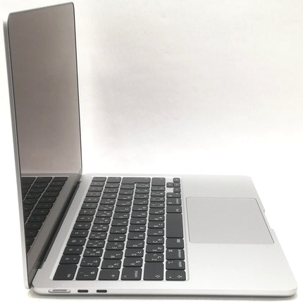 MacBook Air M3 / 13インチ / 2024 / 24GB / 512GB / シルバー / ランク:B / MXCT3J/A / A3113 【中古品管理番号:42471】