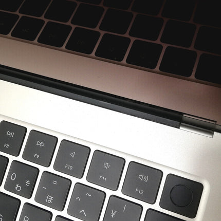 MacBook Air M3 / 15インチ / 2024 / 24GB / 1TB / スターライト / ランク:C / MRYT3J/A / A3114 【中古品管理番号:42489】