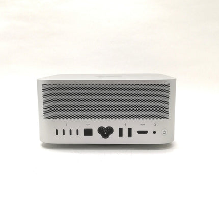 Mac Studio M4 Max / 2025 / 64GB / 2TB / シルバー / ランク:A / MU963J/A / 【中古品管理番号:42545】
