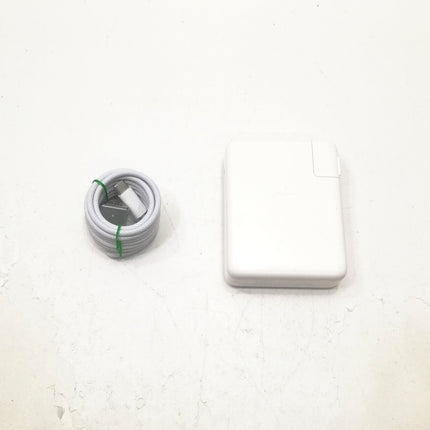 MacBook Pro M1 Max / 16インチ / 2021 / 64GB / 1TB / スペースグレイ / ランク:B / MK1A3J/A / 【中古品管理番号:42577】