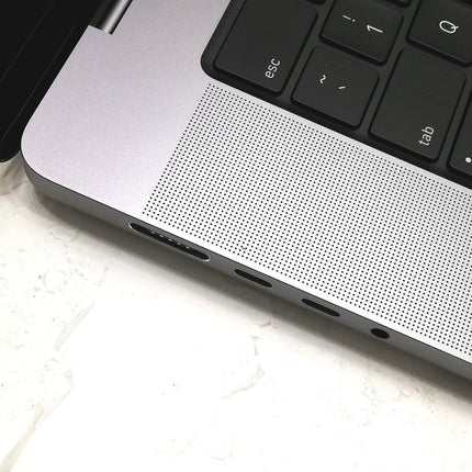 MacBook Pro M1 Max / 16インチ / 2021 / 64GB / 1TB / スペースグレイ / ランク:D / MK1A3J/A / 【中古品管理番号:42595】