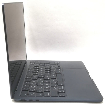 MacBook Air M4 / 13インチ / 2025 / 16GB / 256GB / ミッドナイト / ランク:B / MW123J/A / A3240 【中古品管理番号:42601】