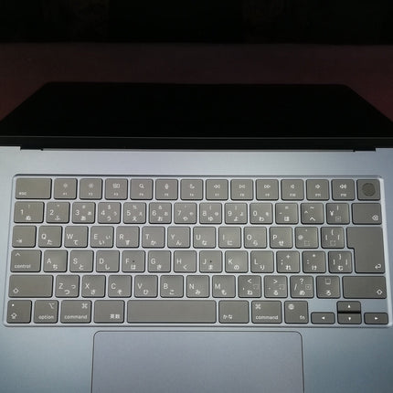 MacBook Air M3 / 15インチ / 2024 / 8GB / 512GB / ミッドナイト / ランク:B / MRYV3J/A / A3114 【中古品管理番号:42607】