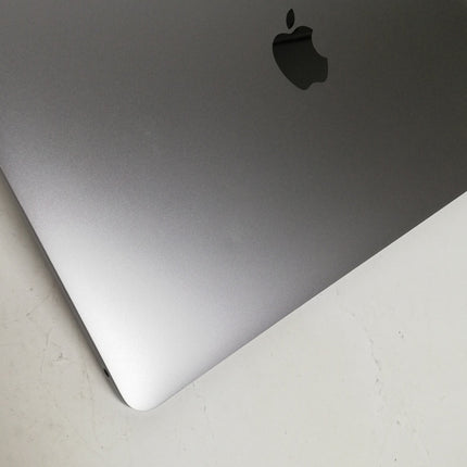 MacBook Air M1 / 13インチ / 2020 / 8GB / 256GB / スペースグレイ / ランク:B / MGN63J/A / A2337 【中古品管理番号:42611】