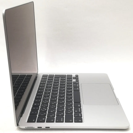 MacBook Air M4 / 13インチ / 2025 / 16GB / 256GB / シルバー / ランク:A / MW0W3J/A / A3240 【中古品管理番号:42623】