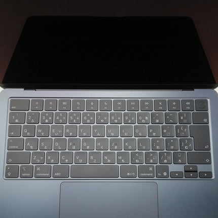 MacBook Air M4 / 13インチ / 2025 / 24GB / 512GB / ミッドナイト / ランク:C / MC6C4J/A / A3240 【中古品管理番号:42633】