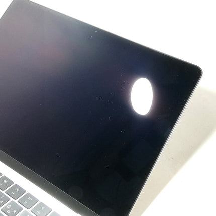 MacBook Air M2 / 13インチ / 2022 / 8GB / 256GB / スターライト / ランク:C / MLY13J/A / A2681 【中古品管理番号:42650】