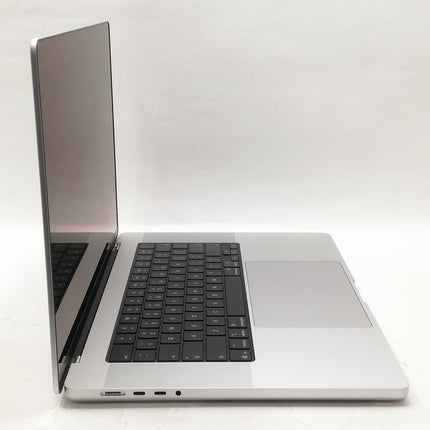 MacBook Pro M5 Pro / 16インチ / 2026 / 48GB / 1TB / シルバー / ランク:B / MGE64J/A / 【中古品管理番号:42755】