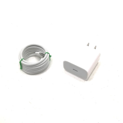 MacBook Neo A18 Pro / 13インチ / 2026 / 8GB / 256GB / シルバー / ランク:D / MHFA4J/A / A3404 【中古品管理番号:42757】