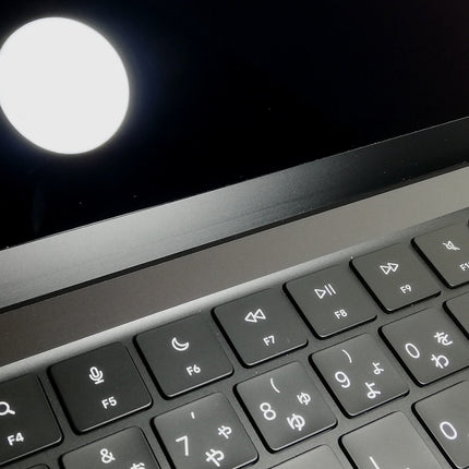 MacBook Pro M5 / 14インチ / 2025 / 16GB / 512GB / スペースブラック / ランク:B / MDE04J/A / A3434 【中古品管理番号:42777】