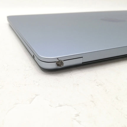 MacBook Air M4 / 13インチ / 2025 / 16GB / 256GB / スカイブルー / ランク:C / MC6T4J/A / A3240 【中古品管理番号:42795】