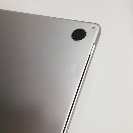 MacBook Air M2 / 13インチ / 2022 / 16GB / 512GB / シルバー / ランク:C / MLY03J/A / A2681 【中古品管理番号:42798】