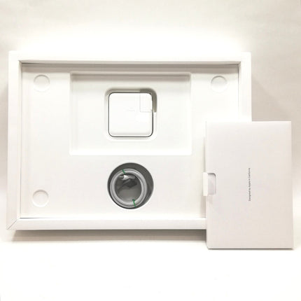 MacBook Pro M3 / 14インチ / Nov 2023 / 8GB / 1TB / スペースグレイ / ランク:B / MTL83J/A / A2918 【中古品管理番号:42805】
