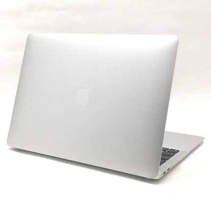 MacBook Air M1 / 13インチ / 2020 / 8GB / 256GB / シルバー / ランク:C / MGN93J/A / A2337 【中古品管理番号:42809】