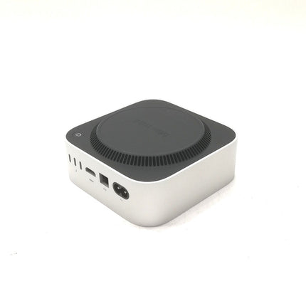 Mac mini M4 / 2024 / 32GB / 2TB / シルバー / ランク:A / MU9D3J/A / A3238 【中古品管理番号:42810】
