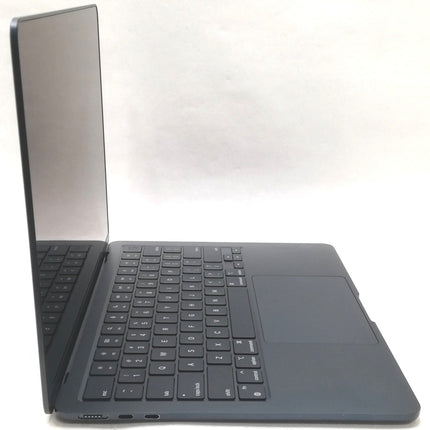 MacBook Air M2 / 13インチ / 2022 / 24GB / 2TB / ミッドナイト / ランク:C / MLY43J/A / A2681 【中古品管理番号:42815】