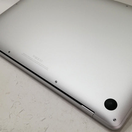 MacBook Air / 13インチ / 2020 / 8GB / 256GB / シルバー / ランク:C / MWTK2J/A / A2179 【中古品管理番号:42838】