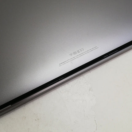 MacBook Pro / 13インチ / 2020 / 16GB / 512GB / スペースグレイ / ランク:B / MWP42J/A / A2251 【中古品管理番号:42842】