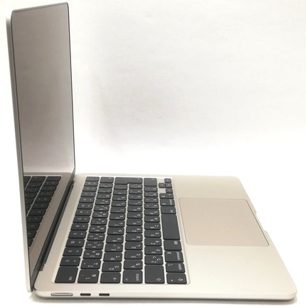 MacBook Air M2 / 13インチ / 2022 / 8GB / 256GB / スターライト / ランク:B / MLY13J/A / A2681 【中古品管理番号:42846】