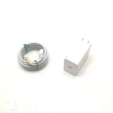 MacBook Air M1 / 13インチ / 2020 / 16GB / 256GB / スペースグレイ / ランク:C / MGN63J/A / A2337 【中古品管理番号:42860】