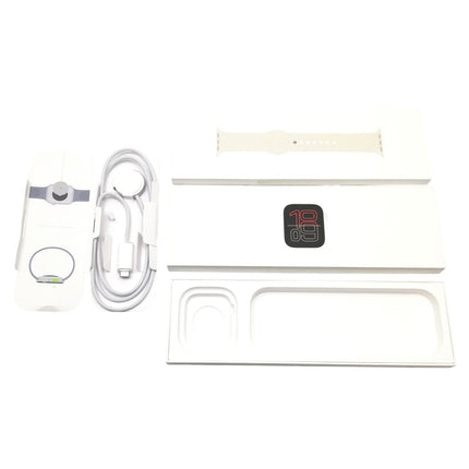 【中古品】 Apple Watch/ SE (第3世代) / 44mm /GPSモデル / MEHN4J/A / A3325 / スターライトアルミニウムケース / スターライトスポーツバンド (S/M) 【中古品管理番号:A40800】