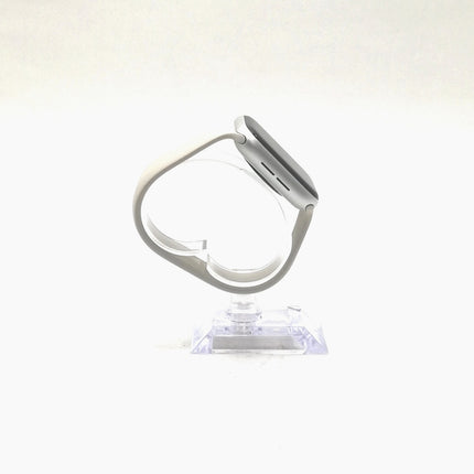 【中古品】 Apple Watch/ SE (第2世代) / 44mm /GPSモデル / MNLD3J/A / A2723 /  シルバーケース / スターライトソロループバンド（S) 【中古品管理番号:A41232】